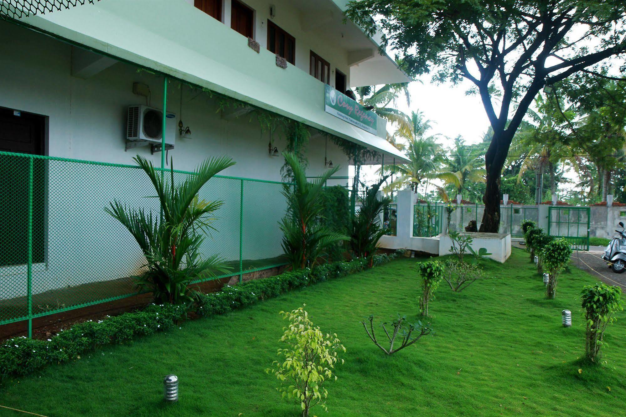Bed and Breakfast Cosy Regency Alappuzha Exterior foto